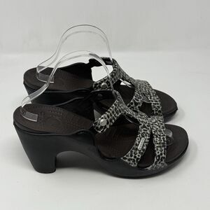 Crocs Cyprus V Heels Sandals Womens 10 Black Leopard Print Open Toe Comfort